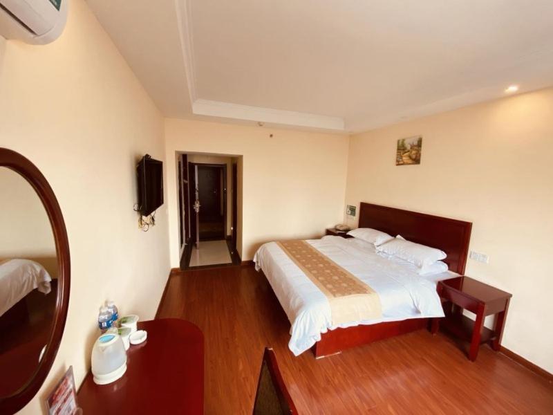 Greentree Inn Huai'An Bus Station Golden Eagle Xinya Huaihai Road Business Hotel Exteriér fotografie